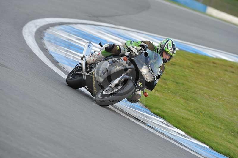 Motorcycle action photographs;donington;donington park leicestershire;donington photographs;event digital images;eventdigitalimages;no limits trackday;peter wileman photography;trackday;trackday digital images;trackday photos