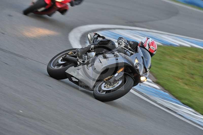 Motorcycle action photographs;donington;donington park leicestershire;donington photographs;event digital images;eventdigitalimages;no limits trackday;peter wileman photography;trackday;trackday digital images;trackday photos