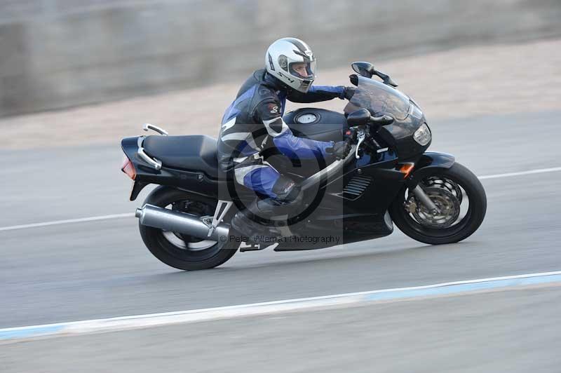Motorcycle action photographs;donington;donington park leicestershire;donington photographs;event digital images;eventdigitalimages;no limits trackday;peter wileman photography;trackday;trackday digital images;trackday photos