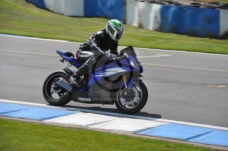 Motorcycle action photographs;donington;donington park leicestershire;donington photographs;event digital images;eventdigitalimages;no limits trackday;peter wileman photography;trackday;trackday digital images;trackday photos