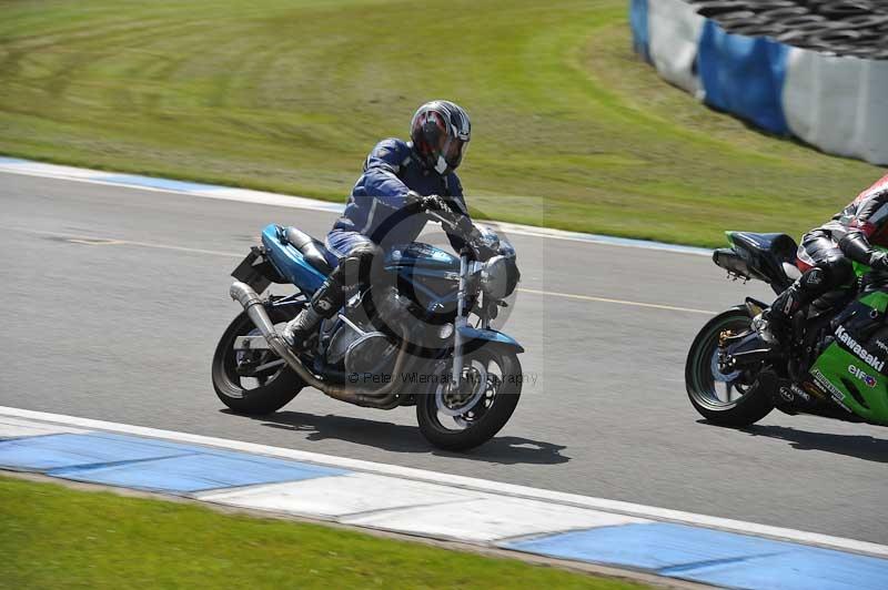 Motorcycle action photographs;donington;donington park leicestershire;donington photographs;event digital images;eventdigitalimages;no limits trackday;peter wileman photography;trackday;trackday digital images;trackday photos