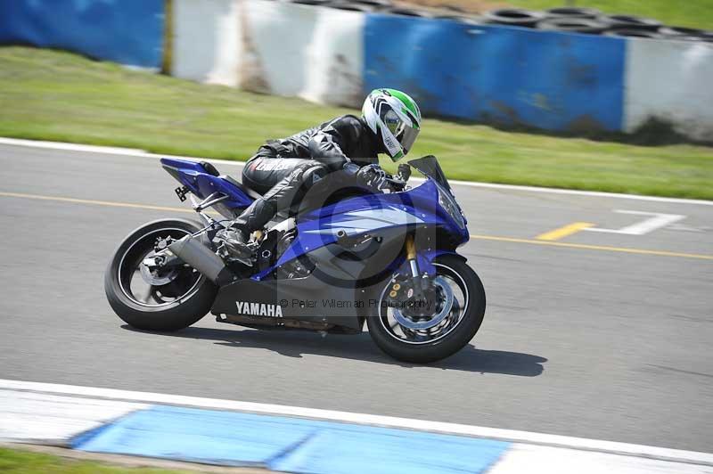 Motorcycle action photographs;donington;donington park leicestershire;donington photographs;event digital images;eventdigitalimages;no limits trackday;peter wileman photography;trackday;trackday digital images;trackday photos