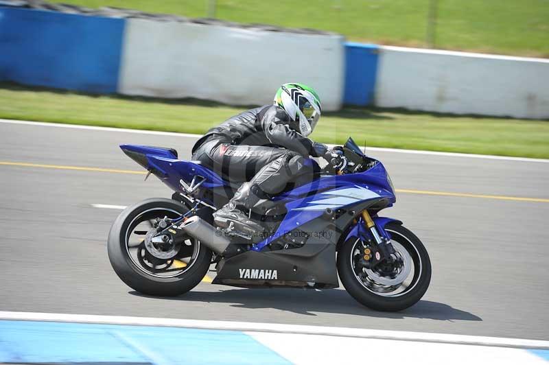 Motorcycle action photographs;donington;donington park leicestershire;donington photographs;event digital images;eventdigitalimages;no limits trackday;peter wileman photography;trackday;trackday digital images;trackday photos