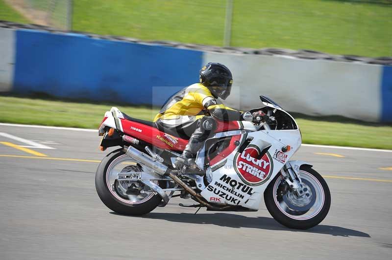 Motorcycle action photographs;donington;donington park leicestershire;donington photographs;event digital images;eventdigitalimages;no limits trackday;peter wileman photography;trackday;trackday digital images;trackday photos