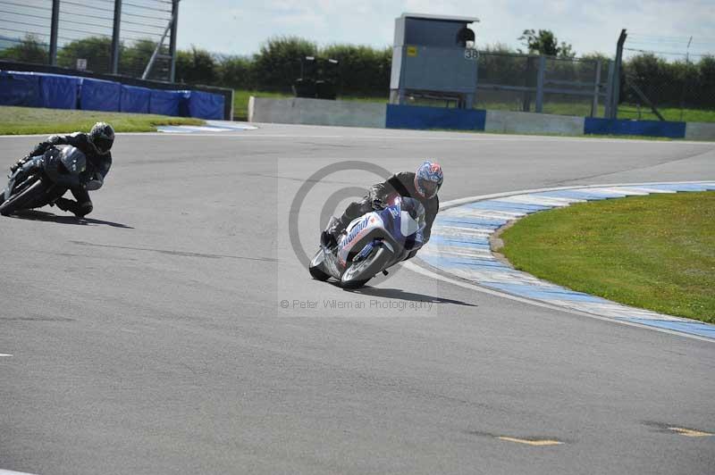 Motorcycle action photographs;donington;donington park leicestershire;donington photographs;event digital images;eventdigitalimages;no limits trackday;peter wileman photography;trackday;trackday digital images;trackday photos