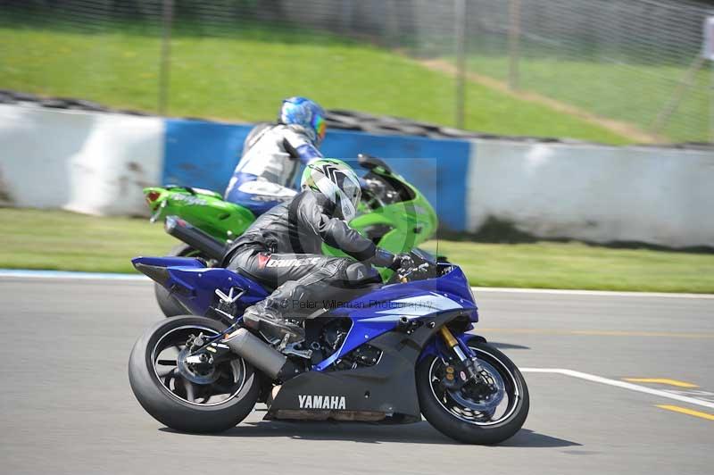 Motorcycle action photographs;donington;donington park leicestershire;donington photographs;event digital images;eventdigitalimages;no limits trackday;peter wileman photography;trackday;trackday digital images;trackday photos