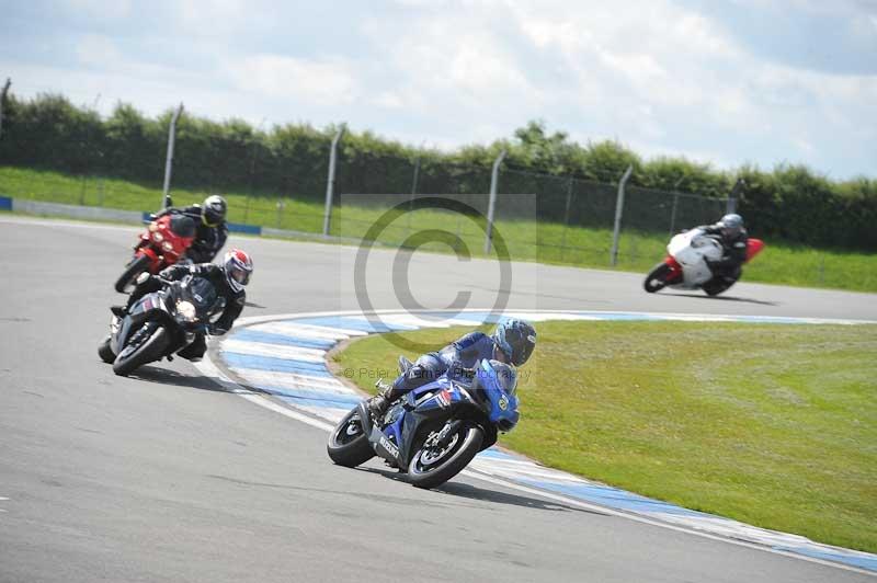 Motorcycle action photographs;donington;donington park leicestershire;donington photographs;event digital images;eventdigitalimages;no limits trackday;peter wileman photography;trackday;trackday digital images;trackday photos