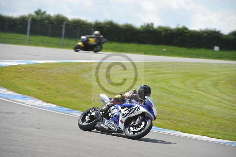 Motorcycle action photographs;donington;donington park leicestershire;donington photographs;event digital images;eventdigitalimages;no limits trackday;peter wileman photography;trackday;trackday digital images;trackday photos