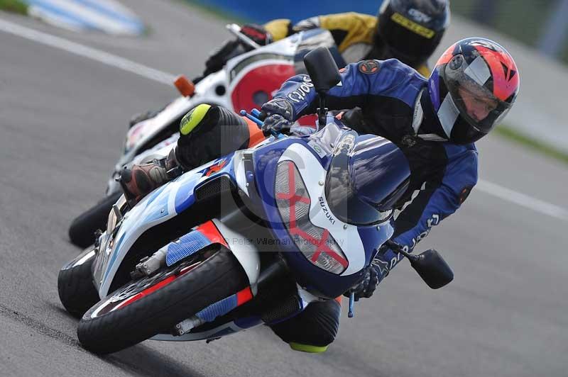 Motorcycle action photographs;donington;donington park leicestershire;donington photographs;event digital images;eventdigitalimages;no limits trackday;peter wileman photography;trackday;trackday digital images;trackday photos