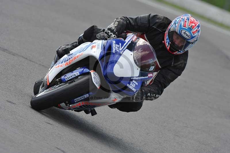 Motorcycle action photographs;donington;donington park leicestershire;donington photographs;event digital images;eventdigitalimages;no limits trackday;peter wileman photography;trackday;trackday digital images;trackday photos