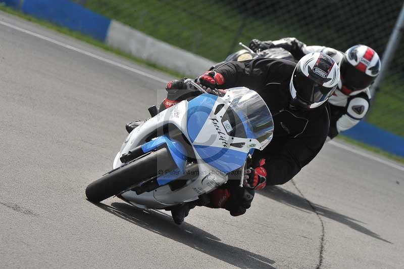 Motorcycle action photographs;donington;donington park leicestershire;donington photographs;event digital images;eventdigitalimages;no limits trackday;peter wileman photography;trackday;trackday digital images;trackday photos