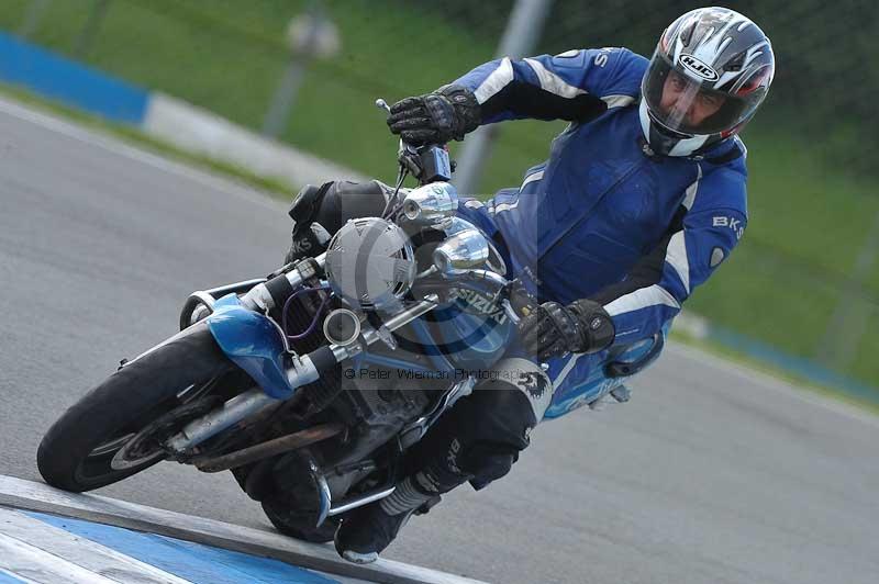 Motorcycle action photographs;donington;donington park leicestershire;donington photographs;event digital images;eventdigitalimages;no limits trackday;peter wileman photography;trackday;trackday digital images;trackday photos