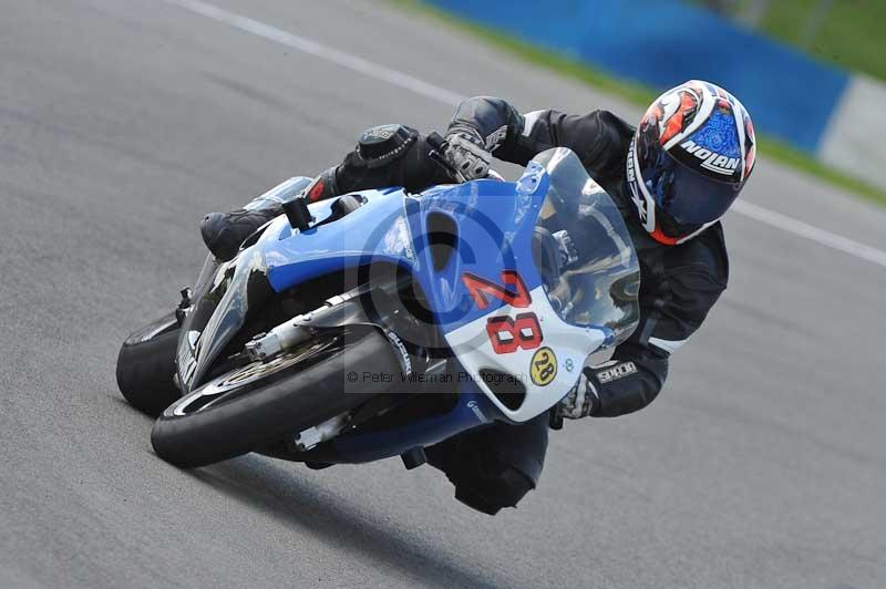 Motorcycle action photographs;donington;donington park leicestershire;donington photographs;event digital images;eventdigitalimages;no limits trackday;peter wileman photography;trackday;trackday digital images;trackday photos