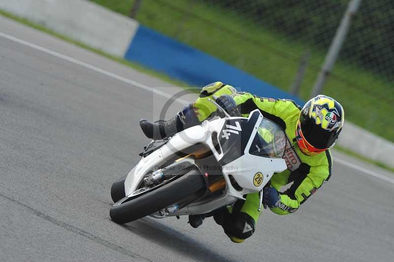 Motorcycle action photographs;donington;donington park leicestershire;donington photographs;event digital images;eventdigitalimages;no limits trackday;peter wileman photography;trackday;trackday digital images;trackday photos