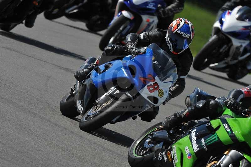 Motorcycle action photographs;donington;donington park leicestershire;donington photographs;event digital images;eventdigitalimages;no limits trackday;peter wileman photography;trackday;trackday digital images;trackday photos