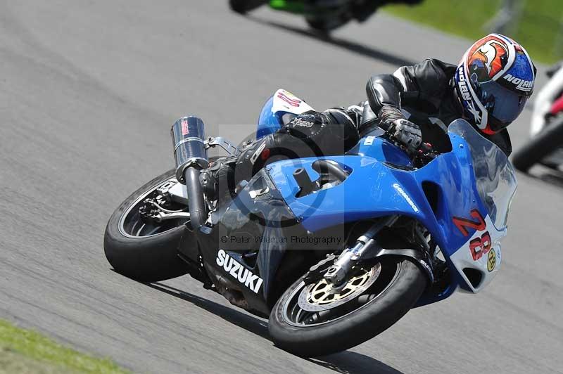 Motorcycle action photographs;donington;donington park leicestershire;donington photographs;event digital images;eventdigitalimages;no limits trackday;peter wileman photography;trackday;trackday digital images;trackday photos