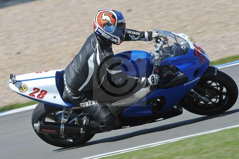 Motorcycle action photographs;donington;donington park leicestershire;donington photographs;event digital images;eventdigitalimages;no limits trackday;peter wileman photography;trackday;trackday digital images;trackday photos