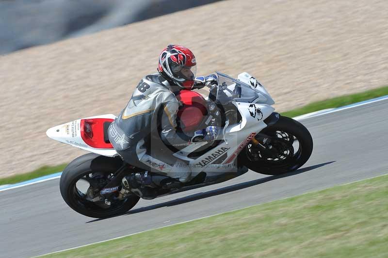 Motorcycle action photographs;donington;donington park leicestershire;donington photographs;event digital images;eventdigitalimages;no limits trackday;peter wileman photography;trackday;trackday digital images;trackday photos