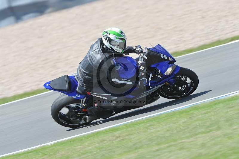 Motorcycle action photographs;donington;donington park leicestershire;donington photographs;event digital images;eventdigitalimages;no limits trackday;peter wileman photography;trackday;trackday digital images;trackday photos