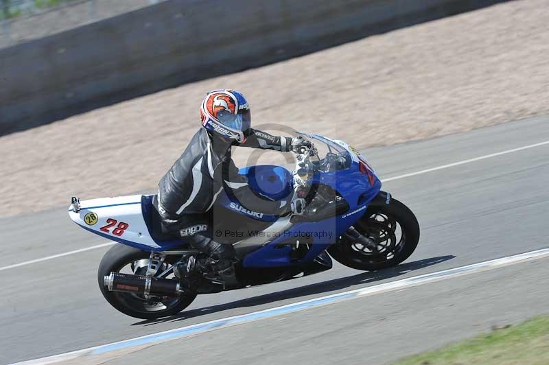 Motorcycle action photographs;donington;donington park leicestershire;donington photographs;event digital images;eventdigitalimages;no limits trackday;peter wileman photography;trackday;trackday digital images;trackday photos