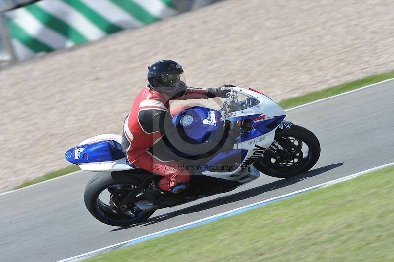 Motorcycle action photographs;donington;donington park leicestershire;donington photographs;event digital images;eventdigitalimages;no limits trackday;peter wileman photography;trackday;trackday digital images;trackday photos