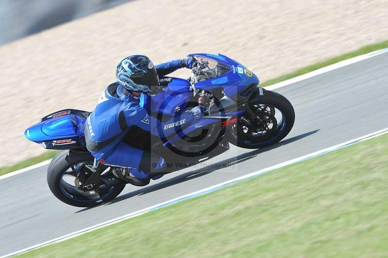 Motorcycle action photographs;donington;donington park leicestershire;donington photographs;event digital images;eventdigitalimages;no limits trackday;peter wileman photography;trackday;trackday digital images;trackday photos