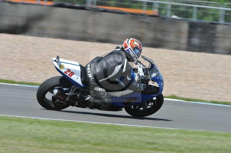 Motorcycle action photographs;donington;donington park leicestershire;donington photographs;event digital images;eventdigitalimages;no limits trackday;peter wileman photography;trackday;trackday digital images;trackday photos