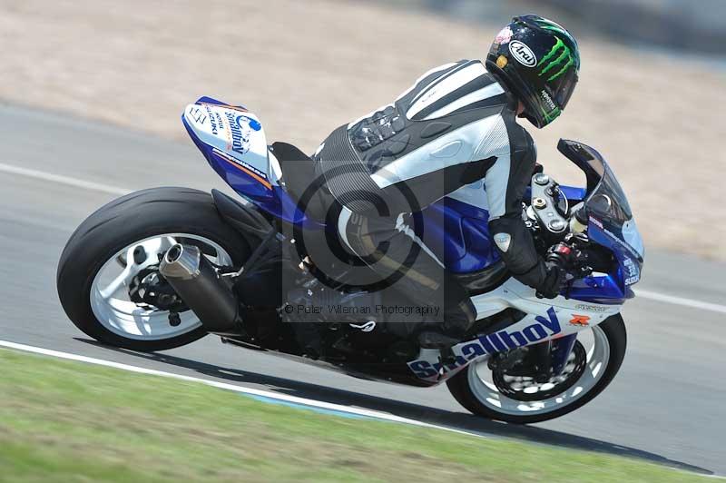 Motorcycle action photographs;donington;donington park leicestershire;donington photographs;event digital images;eventdigitalimages;no limits trackday;peter wileman photography;trackday;trackday digital images;trackday photos