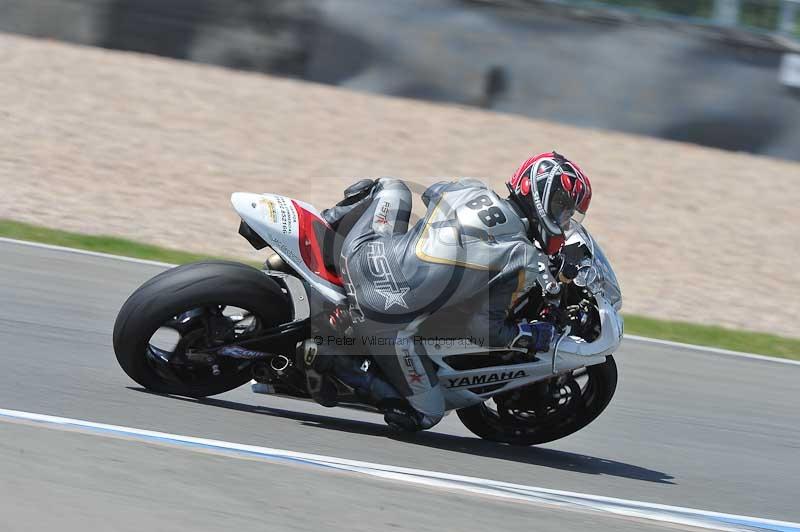 Motorcycle action photographs;donington;donington park leicestershire;donington photographs;event digital images;eventdigitalimages;no limits trackday;peter wileman photography;trackday;trackday digital images;trackday photos