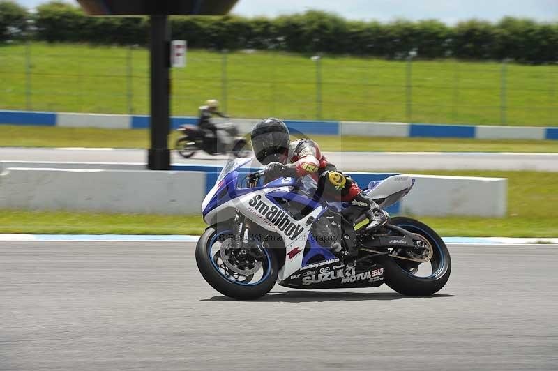 Motorcycle action photographs;donington;donington park leicestershire;donington photographs;event digital images;eventdigitalimages;no limits trackday;peter wileman photography;trackday;trackday digital images;trackday photos