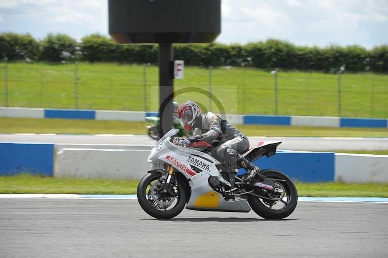 Motorcycle action photographs;donington;donington park leicestershire;donington photographs;event digital images;eventdigitalimages;no limits trackday;peter wileman photography;trackday;trackday digital images;trackday photos