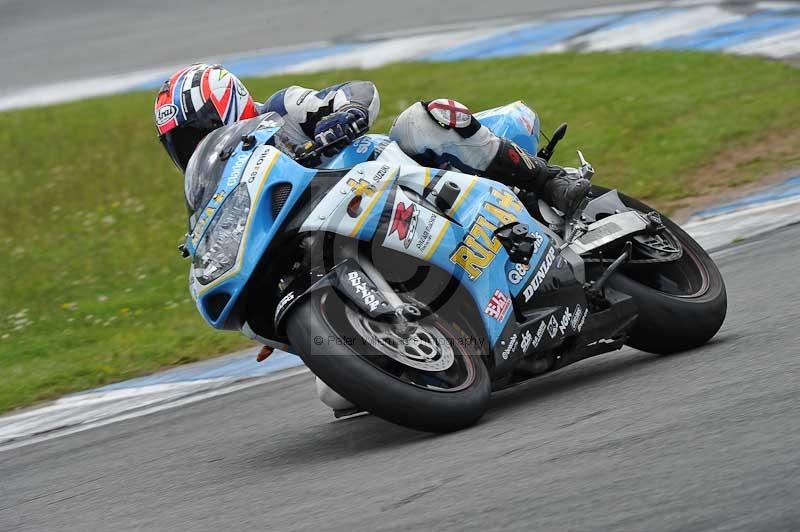 Motorcycle action photographs;donington;donington park leicestershire;donington photographs;event digital images;eventdigitalimages;no limits trackday;peter wileman photography;trackday;trackday digital images;trackday photos