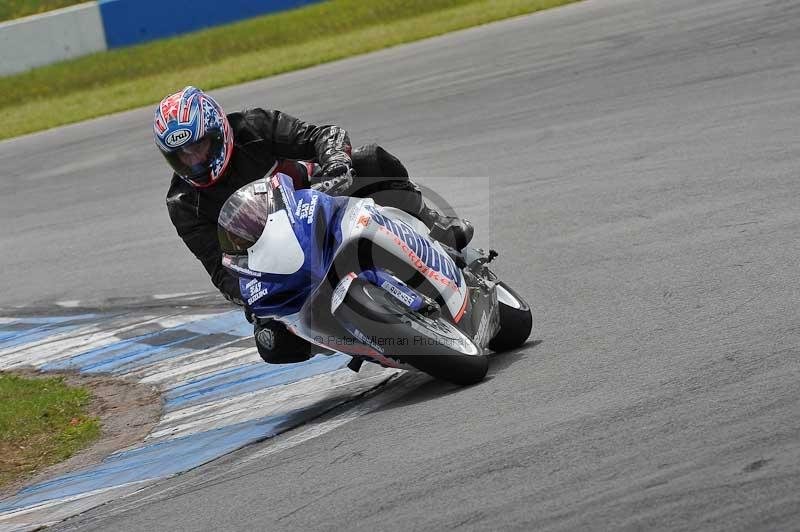Motorcycle action photographs;donington;donington park leicestershire;donington photographs;event digital images;eventdigitalimages;no limits trackday;peter wileman photography;trackday;trackday digital images;trackday photos