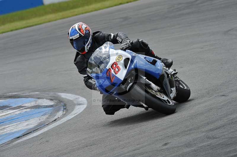 Motorcycle action photographs;donington;donington park leicestershire;donington photographs;event digital images;eventdigitalimages;no limits trackday;peter wileman photography;trackday;trackday digital images;trackday photos