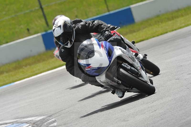Motorcycle action photographs;donington;donington park leicestershire;donington photographs;event digital images;eventdigitalimages;no limits trackday;peter wileman photography;trackday;trackday digital images;trackday photos