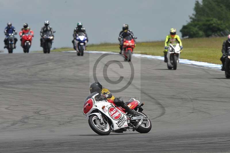 Motorcycle action photographs;donington;donington park leicestershire;donington photographs;event digital images;eventdigitalimages;no limits trackday;peter wileman photography;trackday;trackday digital images;trackday photos