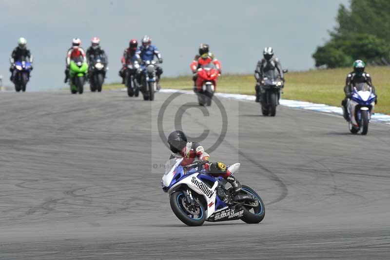 Motorcycle action photographs;donington;donington park leicestershire;donington photographs;event digital images;eventdigitalimages;no limits trackday;peter wileman photography;trackday;trackday digital images;trackday photos