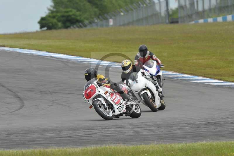 Motorcycle action photographs;donington;donington park leicestershire;donington photographs;event digital images;eventdigitalimages;no limits trackday;peter wileman photography;trackday;trackday digital images;trackday photos