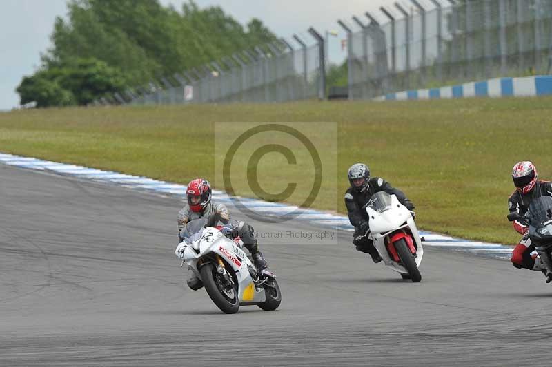 Motorcycle action photographs;donington;donington park leicestershire;donington photographs;event digital images;eventdigitalimages;no limits trackday;peter wileman photography;trackday;trackday digital images;trackday photos