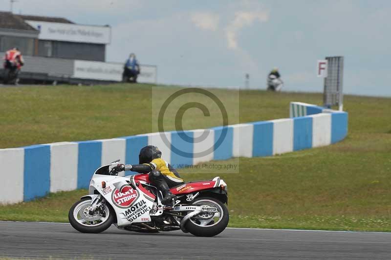 Motorcycle action photographs;donington;donington park leicestershire;donington photographs;event digital images;eventdigitalimages;no limits trackday;peter wileman photography;trackday;trackday digital images;trackday photos