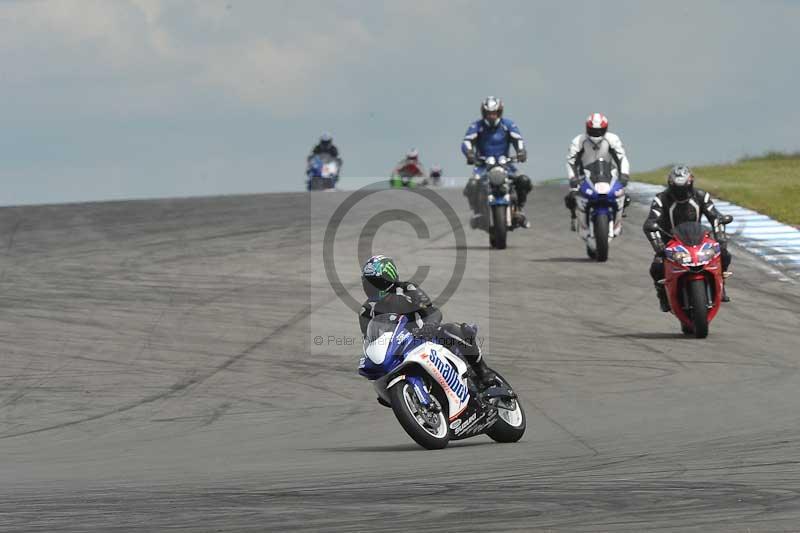 Motorcycle action photographs;donington;donington park leicestershire;donington photographs;event digital images;eventdigitalimages;no limits trackday;peter wileman photography;trackday;trackday digital images;trackday photos