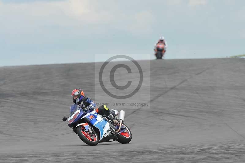Motorcycle action photographs;donington;donington park leicestershire;donington photographs;event digital images;eventdigitalimages;no limits trackday;peter wileman photography;trackday;trackday digital images;trackday photos