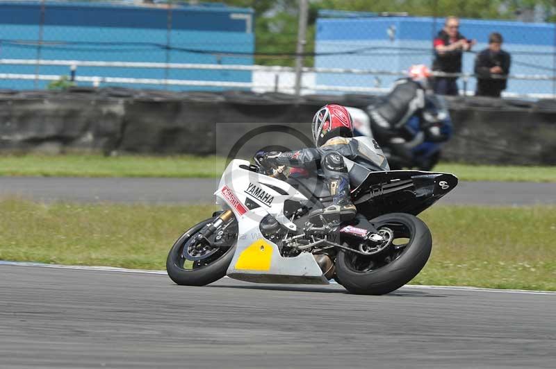 Motorcycle action photographs;donington;donington park leicestershire;donington photographs;event digital images;eventdigitalimages;no limits trackday;peter wileman photography;trackday;trackday digital images;trackday photos