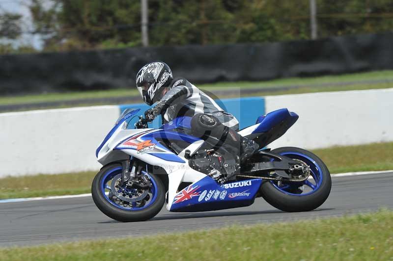 Motorcycle action photographs;donington;donington park leicestershire;donington photographs;event digital images;eventdigitalimages;no limits trackday;peter wileman photography;trackday;trackday digital images;trackday photos