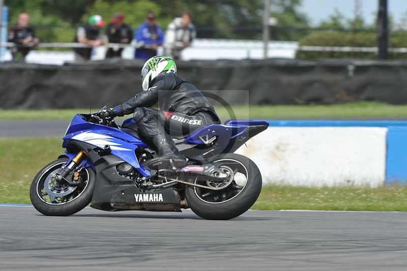 Motorcycle action photographs;donington;donington park leicestershire;donington photographs;event digital images;eventdigitalimages;no limits trackday;peter wileman photography;trackday;trackday digital images;trackday photos