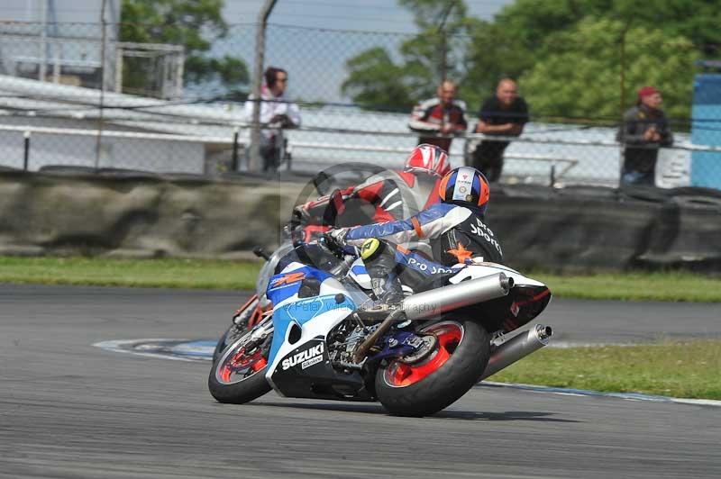 Motorcycle action photographs;donington;donington park leicestershire;donington photographs;event digital images;eventdigitalimages;no limits trackday;peter wileman photography;trackday;trackday digital images;trackday photos
