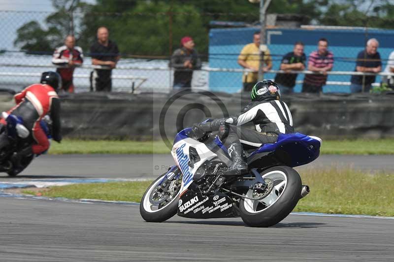 Motorcycle action photographs;donington;donington park leicestershire;donington photographs;event digital images;eventdigitalimages;no limits trackday;peter wileman photography;trackday;trackday digital images;trackday photos