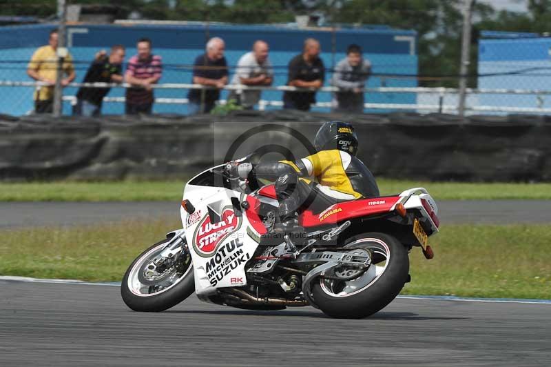 Motorcycle action photographs;donington;donington park leicestershire;donington photographs;event digital images;eventdigitalimages;no limits trackday;peter wileman photography;trackday;trackday digital images;trackday photos