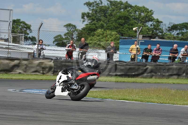 Motorcycle action photographs;donington;donington park leicestershire;donington photographs;event digital images;eventdigitalimages;no limits trackday;peter wileman photography;trackday;trackday digital images;trackday photos