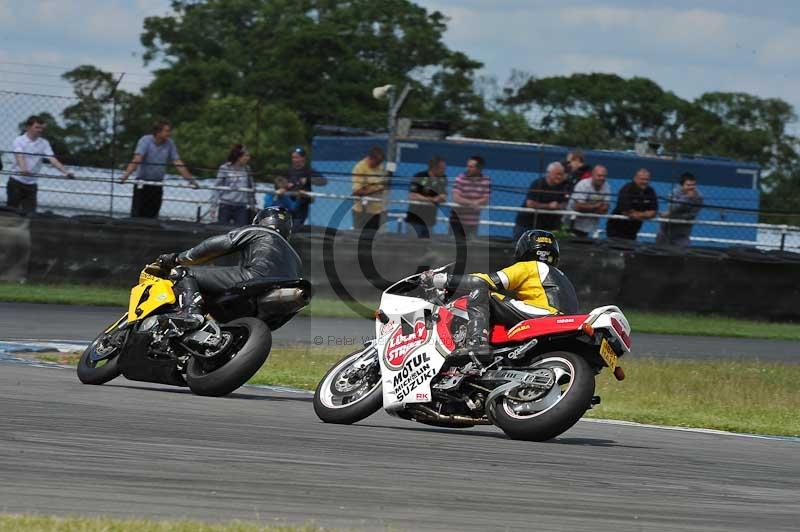Motorcycle action photographs;donington;donington park leicestershire;donington photographs;event digital images;eventdigitalimages;no limits trackday;peter wileman photography;trackday;trackday digital images;trackday photos